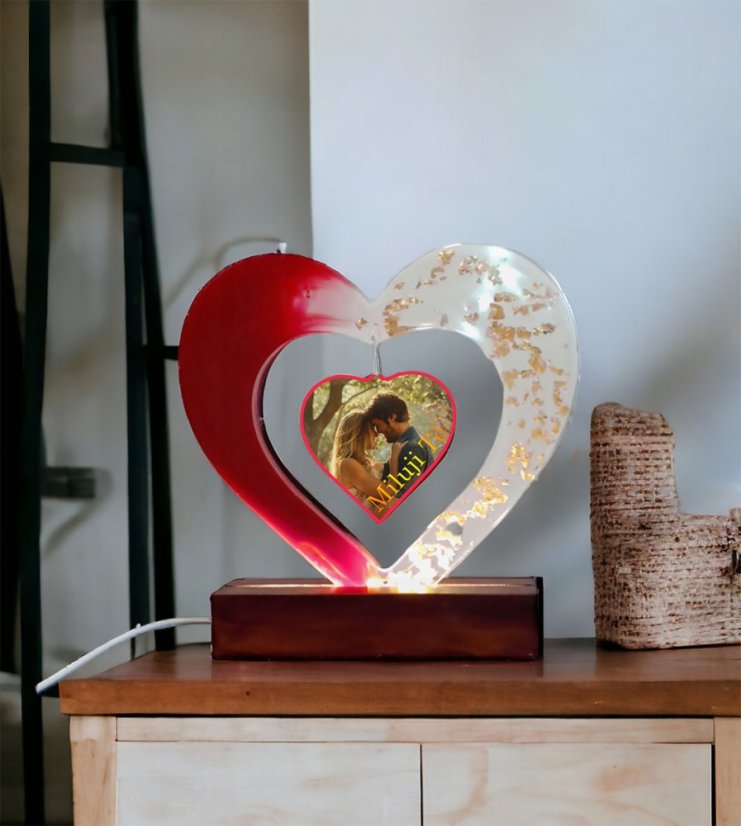 Noční světelná LED lampička